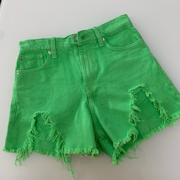 BDG SZ 25 neon green chewed a line denim shorts - Picture 3 of 10